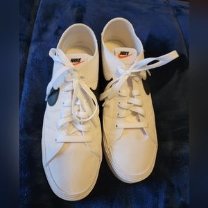Mens Size 8 Nike Court Legacy Canvas Shoes